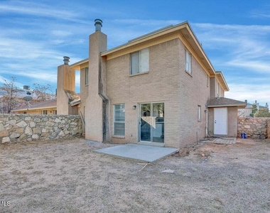 1782 Pico Alto Drive - Photo Thumbnail 16
