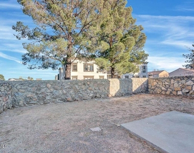1782 Pico Alto Drive - Photo Thumbnail 15
