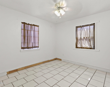 7707 Parral Drive - Photo Thumbnail 11