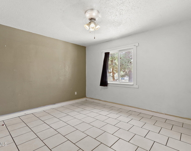 7707 Parral Drive - Photo Thumbnail 10