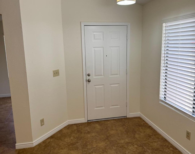 5701 W Jupiter Way - Photo Thumbnail 10