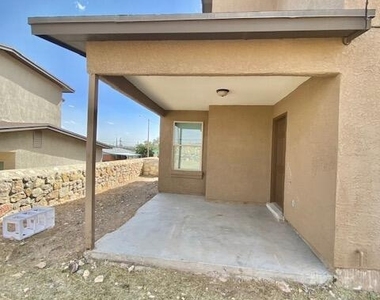3809 Moonlight Dr. - Photo Thumbnail 14