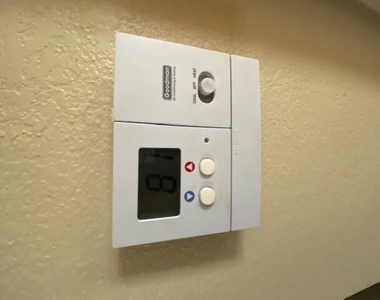 3809 Moonlight Dr. - Photo Thumbnail 17