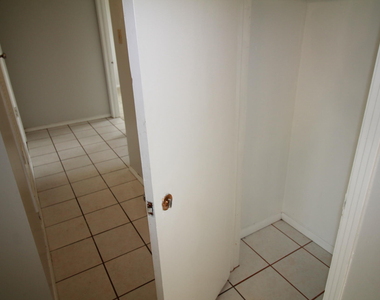 5725 Waycross Avenue - Photo Thumbnail 18
