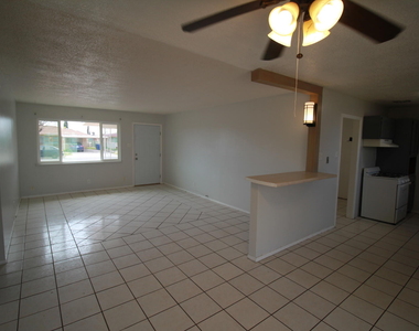 5725 Waycross Avenue - Photo Thumbnail 42