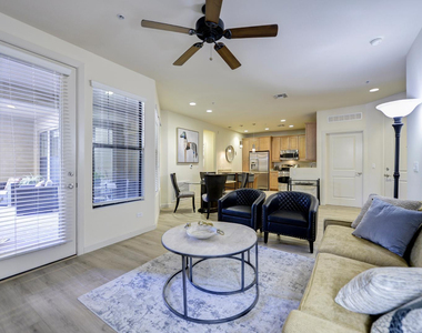 7291 N Scottsdale Road - Photo Thumbnail 8