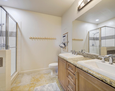 7291 N Scottsdale Road - Photo Thumbnail 13