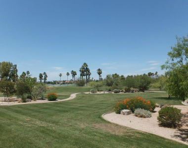 7291 N Scottsdale Road - Photo Thumbnail 4