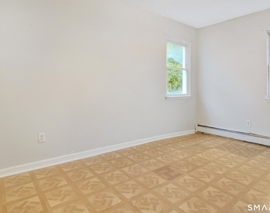 132 Locust Street - Photo Thumbnail 3
