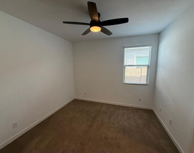 19145 W Coolidge Street - Photo Thumbnail 28