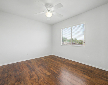 1295 S Honeysuckle Lane - Photo Thumbnail 29