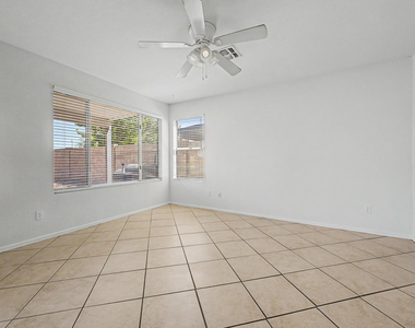 1295 S Honeysuckle Lane - Photo Thumbnail 14