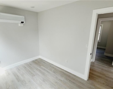 107 Main Street - Photo Thumbnail 6