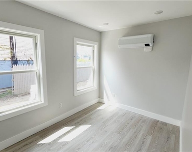 107 Main Street - Photo Thumbnail 3