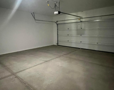 1575 E Lardner - Photo Thumbnail 20
