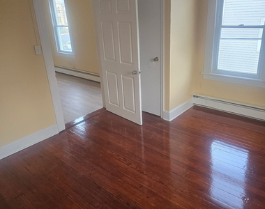 10 Cherry Street - Photo Thumbnail 6