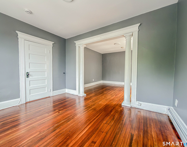 15 Elmwood Avenue - Photo Thumbnail 13