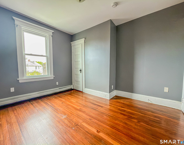 15 Elmwood Avenue - Photo Thumbnail 8