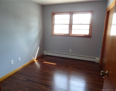 64 Nash Lane - Photo Thumbnail 11