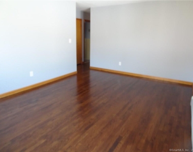 64 Nash Lane - Photo Thumbnail 8