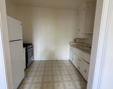 218 Flax Hill Road - Photo Thumbnail 5