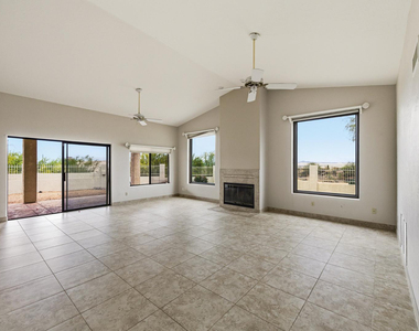 17422 E Flat Rock Drive - Photo Thumbnail 7