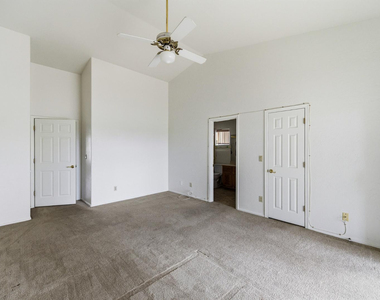 17422 E Flat Rock Drive - Photo Thumbnail 17