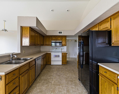 17422 E Flat Rock Drive - Photo Thumbnail 14