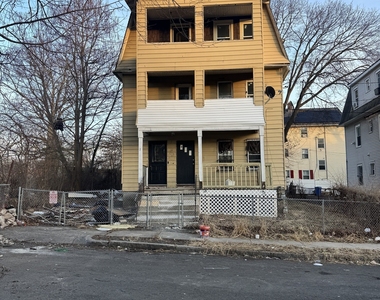 190-192 Brook Street - Photo Thumbnail 1