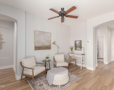 3725 E Meadowview Drive - Photo Thumbnail 6