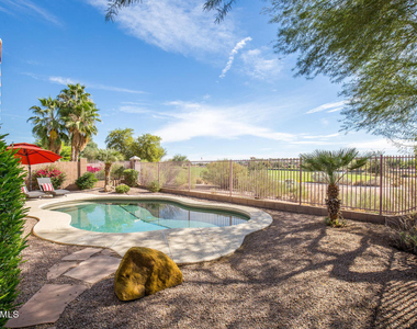 3725 E Meadowview Drive - Photo Thumbnail 1