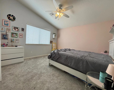 3136 E Brookwood Court - Photo Thumbnail 20