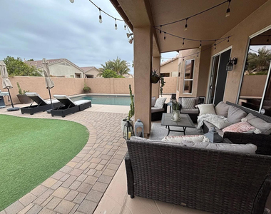 3136 E Brookwood Court - Photo Thumbnail 26