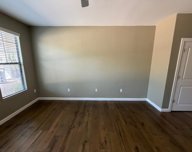7291 N Scottsdale Road - Photo Thumbnail 10