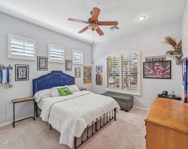 351 N Cloverfield Circle - Photo Thumbnail 30