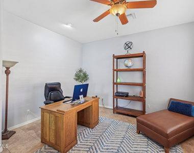 351 N Cloverfield Circle - Photo Thumbnail 39