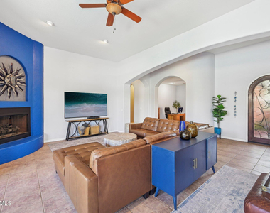 351 N Cloverfield Circle - Photo Thumbnail 15