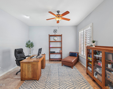 351 N Cloverfield Circle - Photo Thumbnail 38