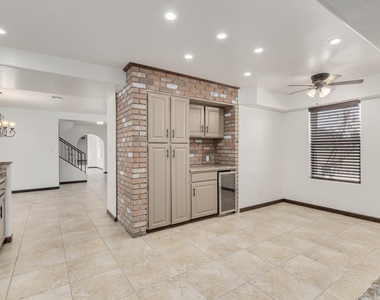 16915 E Jacklin Drive - Photo Thumbnail 11