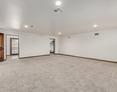 16915 E Jacklin Drive - Photo Thumbnail 42