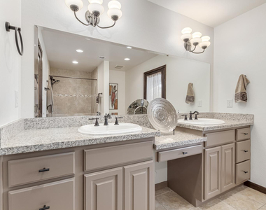 16915 E Jacklin Drive - Photo Thumbnail 30