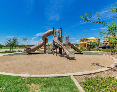 458 W Golden Aspen - Photo Thumbnail 37