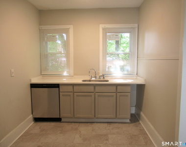 101 Stearns Street - Photo Thumbnail 2