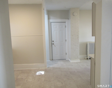 101 Stearns Street - Photo Thumbnail 3
