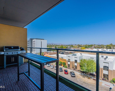 4422 N 75th Street - Photo Thumbnail 17