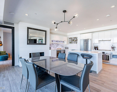 4422 N 75th Street - Photo Thumbnail 3