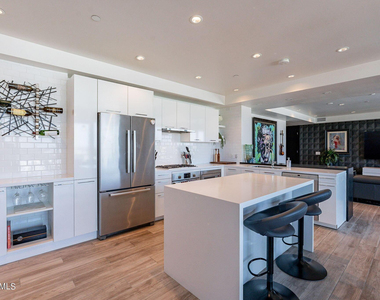 4422 N 75th Street - Photo Thumbnail 12