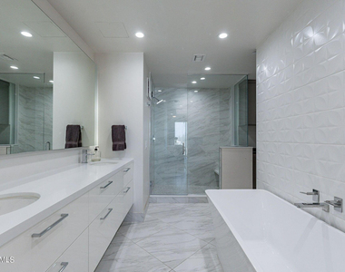 4422 N 75th Street - Photo Thumbnail 24
