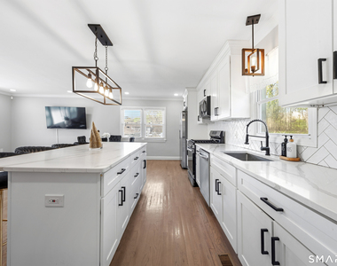 130 Deramo Place - Photo Thumbnail 1