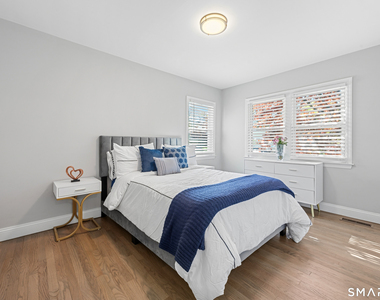 130 Deramo Place - Photo Thumbnail 11